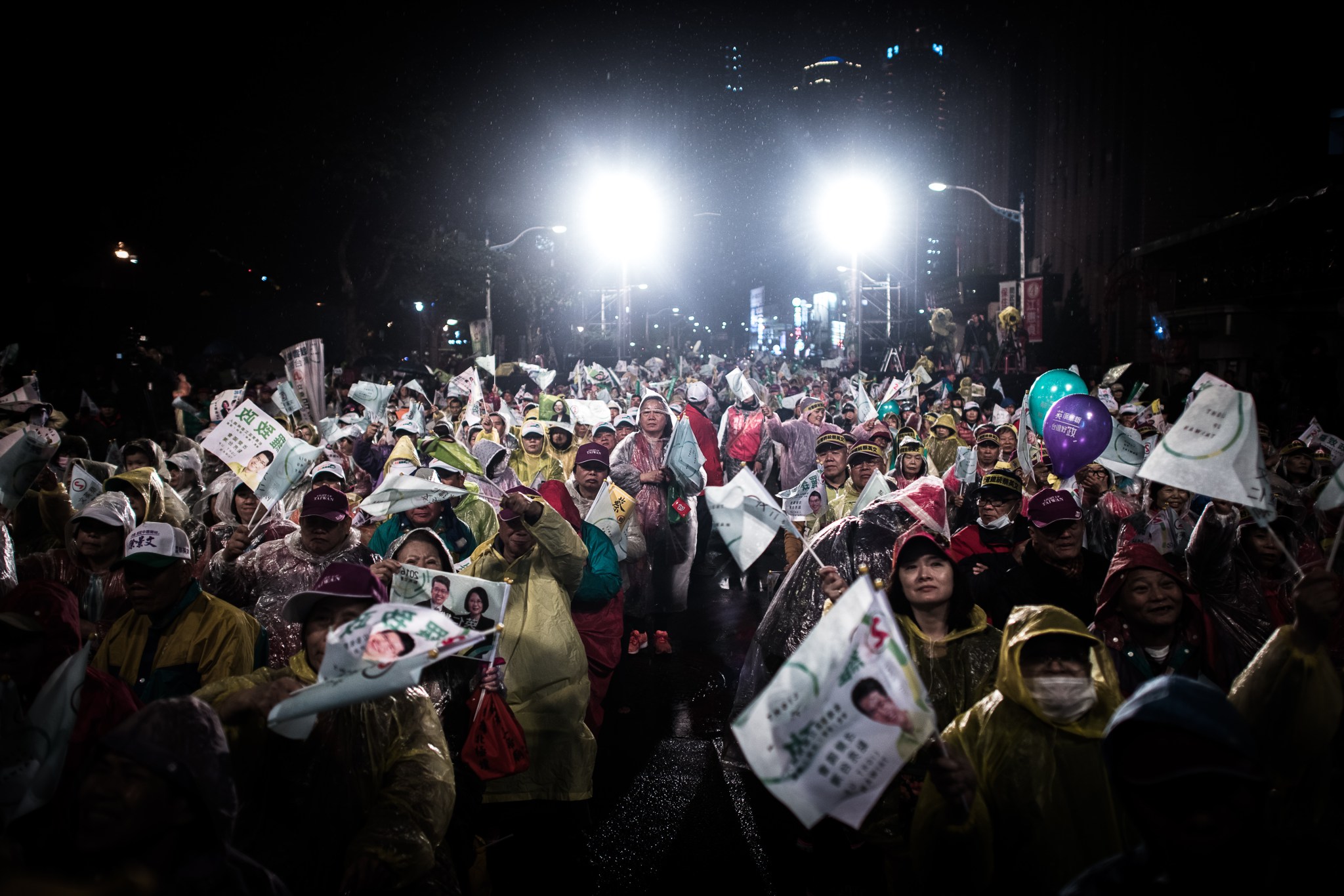 Election rally in the rain